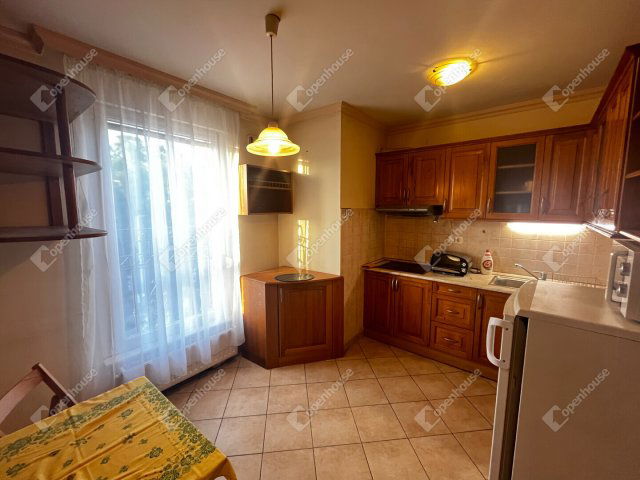 Kiadó téglalakás, albérlet, Debrecenben 210 E Ft / hó, 1 szobás