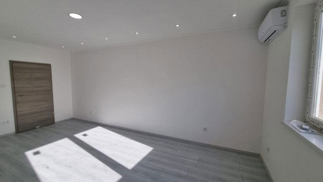 Eladó téglalakás, Tokajban 31.5 M Ft, 2 szobás