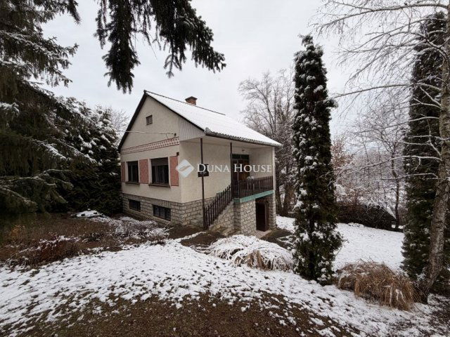 Eladó nyaraló, Magyarhertelenden 24.9 M Ft, 5 szobás