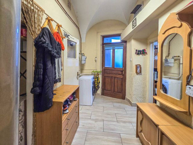 Eladó téglalakás, Sopronban 54.9 M Ft, 2+1 szobás