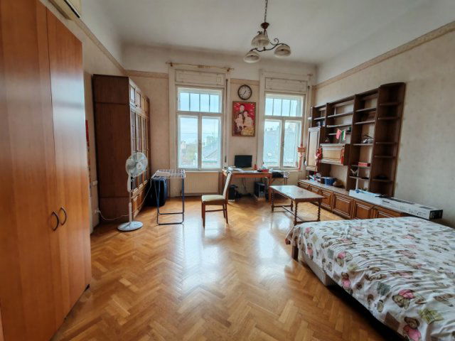 Eladó téglalakás, Budapesten, VIII. kerületben 127 M Ft