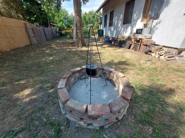 Eladó családi ház, Gödön 89.9 M Ft, 4 szobás