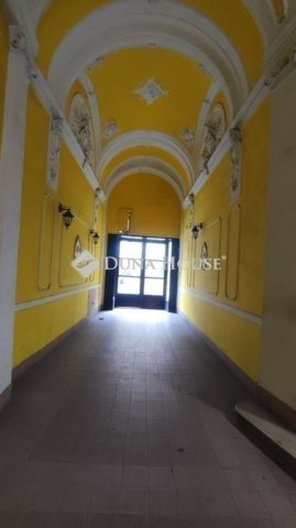 Eladó téglalakás, Budapesten, VII. kerületben 64 M Ft, 2 szobás