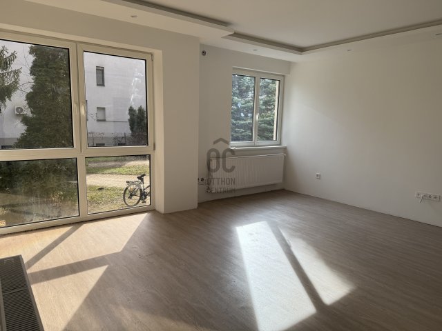 Eladó téglalakás, Debrecenben 128.79 M Ft, 4 szobás