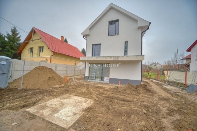 Eladó ikerház, Budapesten, XVIII. kerületben 139.5 M Ft, 6 szobás