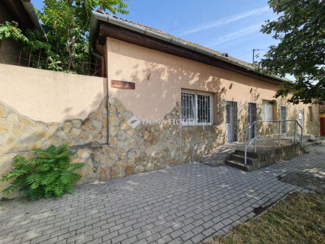 Eladó családi ház, Ercsiben 75 M Ft / költözzbe.hu