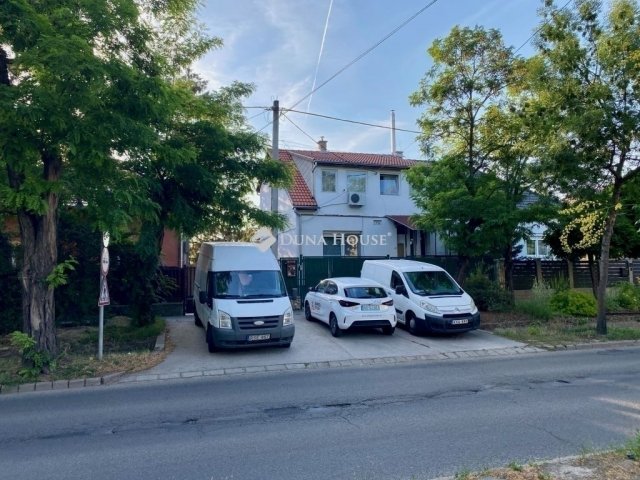 Eladó családi ház, Budapesten, XV. kerületben 96 M Ft