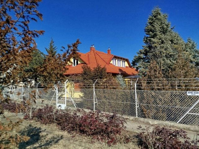 Eladó családi ház, Kistarcsán 89.9 M Ft, 3 szobás