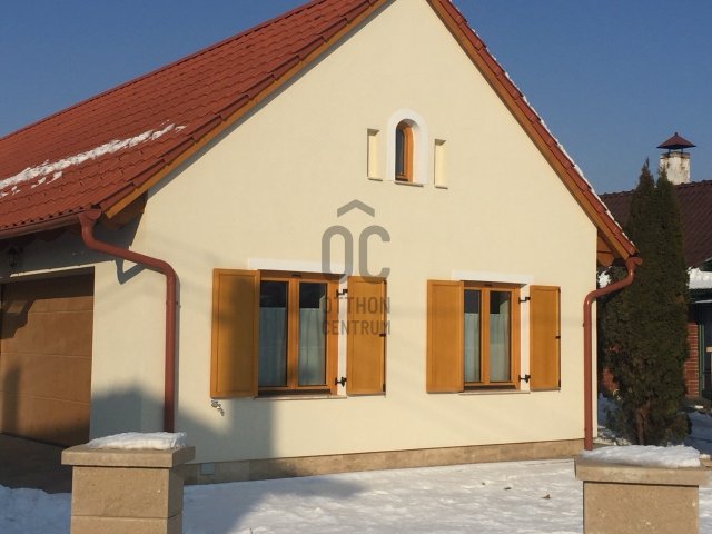 Eladó családi ház, Tótszentmártonon 110 M Ft, 3 szobás