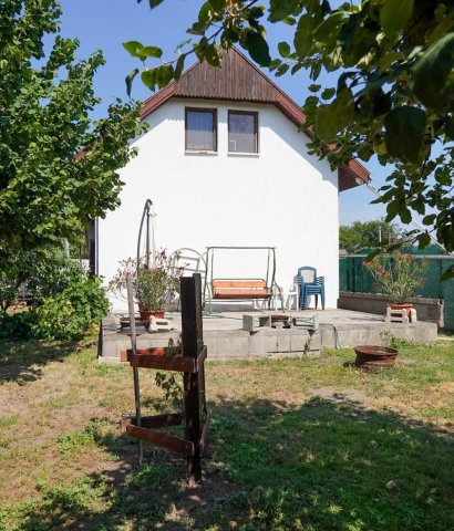 Eladó családi ház, Szigetszentmiklóson 63 M Ft, 3+2 szobás