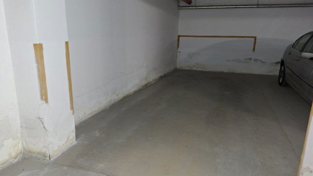 Kiadó garázs, Pécsett, Mária utcában 20 E Ft / hó