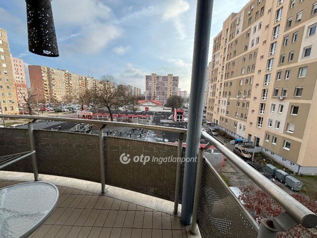 Eladó téglalakás, Budapesten, XXI. kerületben 68 M Ft