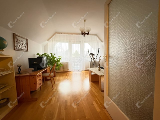 Eladó családi ház, Debrecenben 105 M Ft, 4 szobás