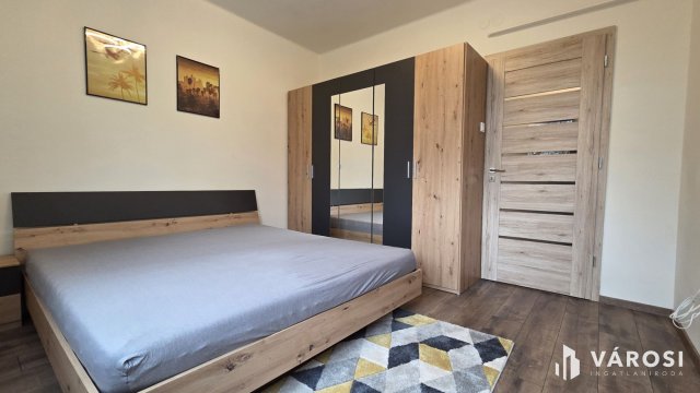 Kiadó téglalakás, albérlet, Debrecenben 260 E Ft / hó, 2 szobás