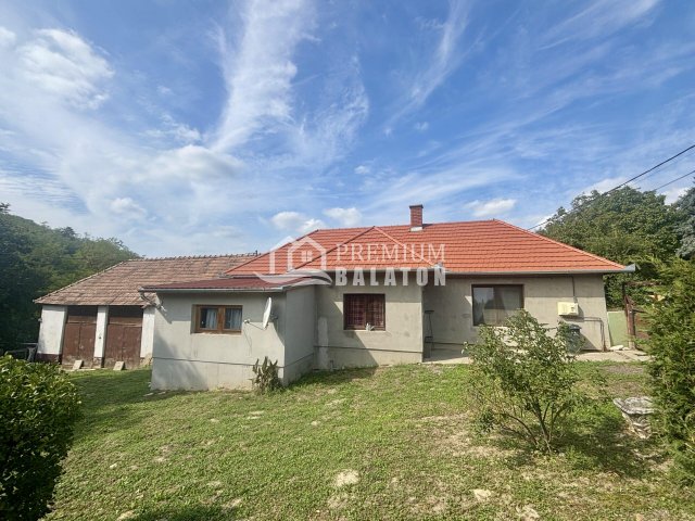 Eladó családi ház, Zalaköveskúton 44.9 M Ft, 3 szobás