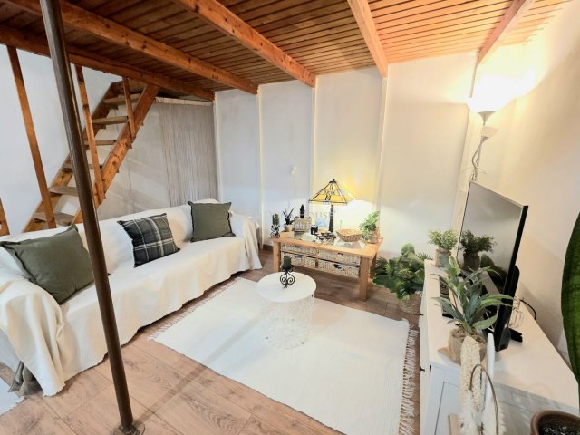 Eladó téglalakás, Budapesten, VIII. kerületben 56.9 M Ft