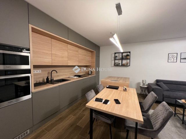 Kiadó téglalakás, albérlet, Nyíregyházán 210 E Ft / hó