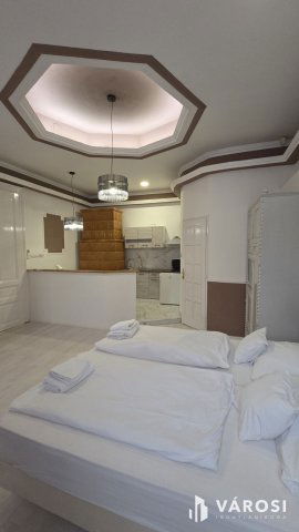 Eladó nyaraló, Debrecenben 225 M Ft, 4 szobás