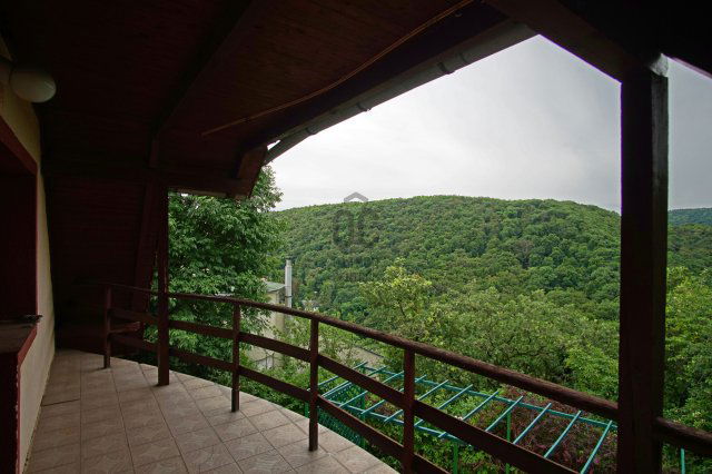 Eladó családi ház, Budapesten, II. kerületben 275 M Ft, 8 szobás