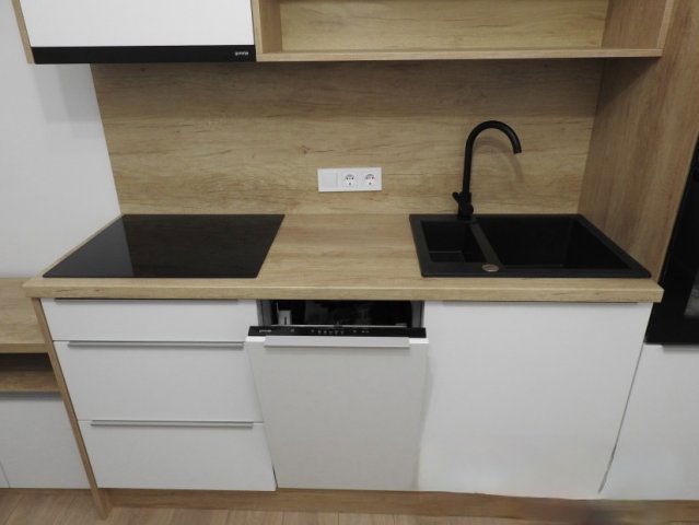 Eladó téglalakás, Pécsett, Tímár utcában 49.9 M Ft, 2 szobás