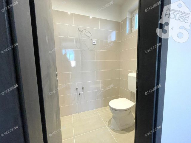 Eladó családi ház, Ballószögön 118.1 M Ft, 4 szobás