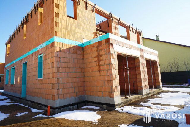 Eladó ikerház, Budapesten, XVIII. kerületben 119.9 M Ft, 4 szobás