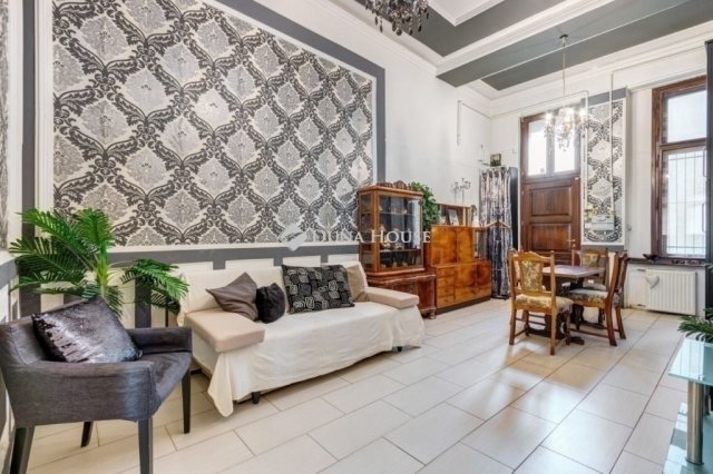 Eladó téglalakás, Budapesten, VII. kerületben 120.49 M Ft