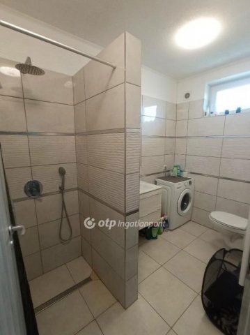 Eladó ikerház, Érden 113 M Ft, 5 szobás / költözzbe.hu