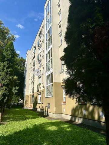 Eladó téglalakás, Zalaegerszegen 28.5 M Ft, 1+1 szobás