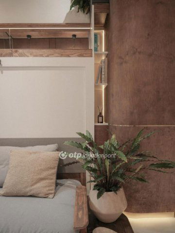 Eladó téglalakás, Budapesten, VII. kerületben 62.9 M Ft