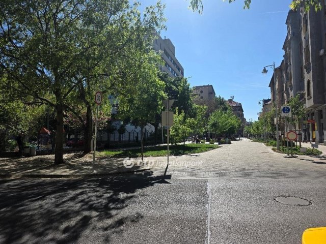 Eladó téglalakás, Budapesten, VIII. kerületben 64.99 M Ft