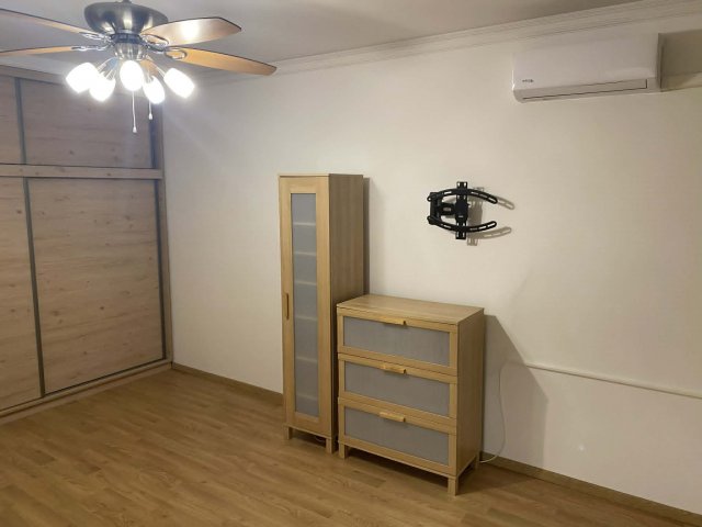 Kiadó panellakás, albérlet, XV. kerületben, Drégelyvár utcában