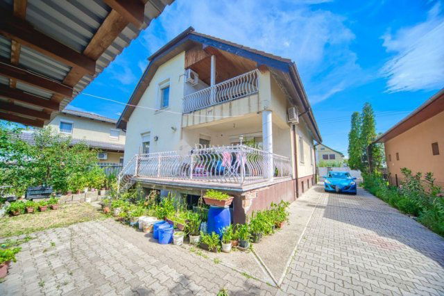 Eladó családi ház, Vecsésen 149 M Ft, 6 szobás