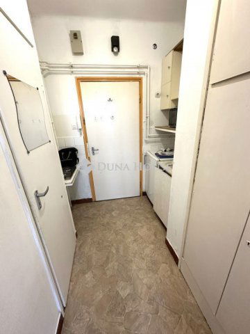 Eladó téglalakás, Kecskeméten, Széchenyi körúton 22.5 M Ft