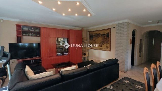 Eladó családi ház, Kecskeméten 134.99 M Ft, 4 szobás