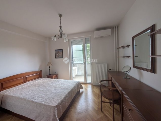 Eladó téglalakás, Budapesten, II. kerületben 129 M Ft, 2 szobás