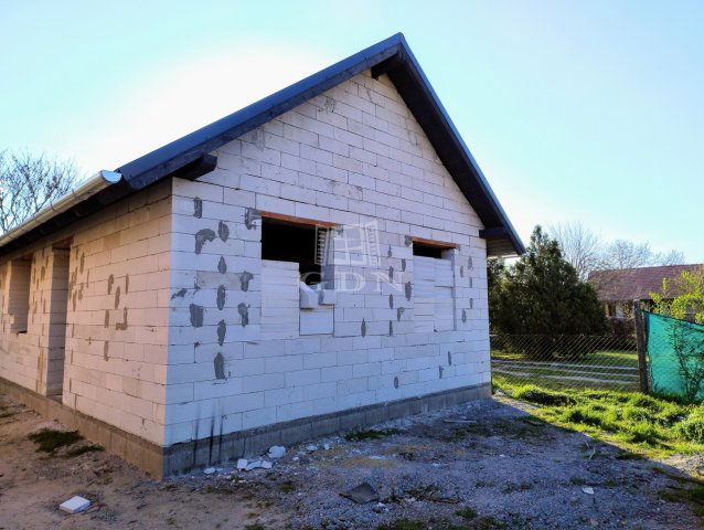 Eladó családi ház, Monoron 59 M Ft, 3 szobás