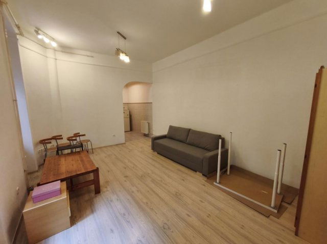 Eladó téglalakás, Budapesten, VIII. kerületben 69.98 M Ft