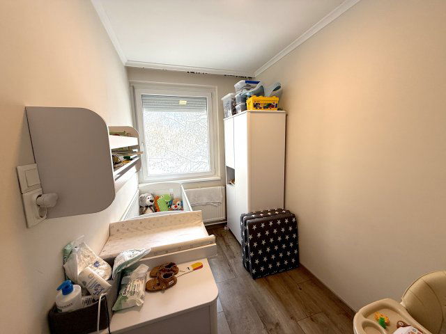 Eladó panellakás, Debrecenben, Derék utcában 52 M Ft, 1+1 szobás