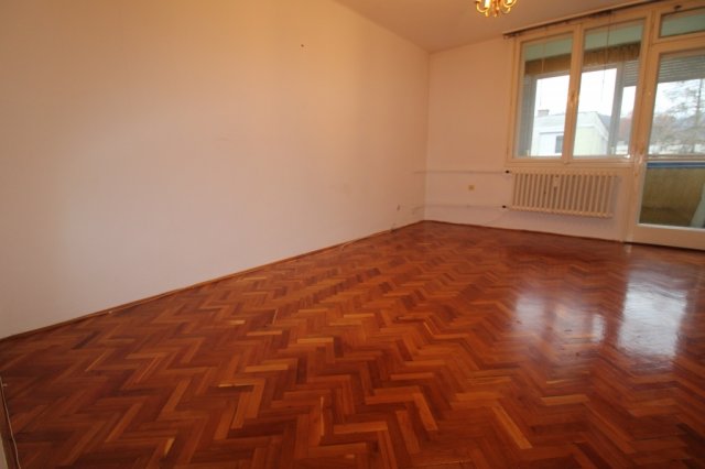 Eladó panellakás, Salgótarjánban 19.5 M Ft, 2 szobás