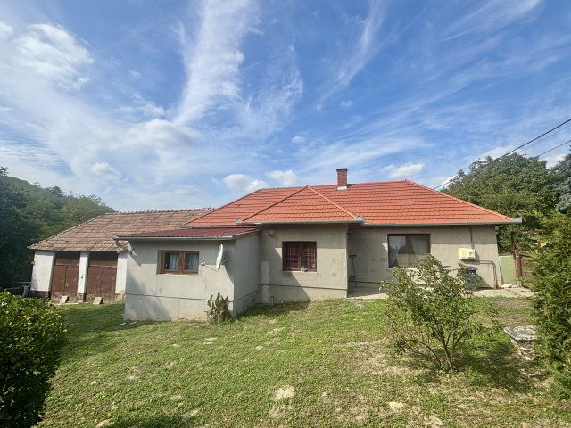 Eladó családi ház, Zalaköveskúton 44.9 M Ft, 3 szobás