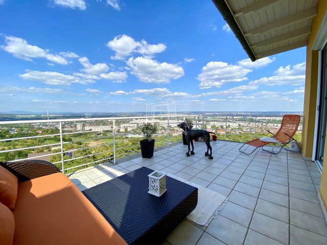 Eladó téglalakás, Budapesten, II. kerületben 210 M Ft, 3 szobás