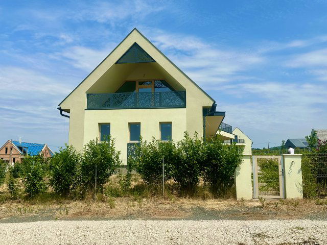 Eladó családi ház, Cserszegtomajon 233 M Ft, 4 szobás