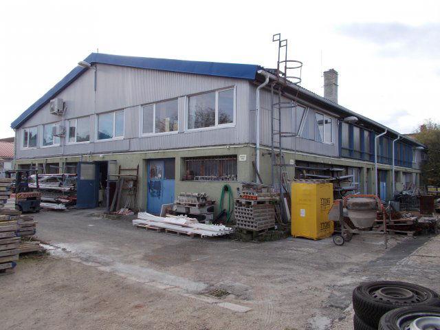 Eladó ipari ingatlan, Veszprémben 290 M Ft, 10 szobás