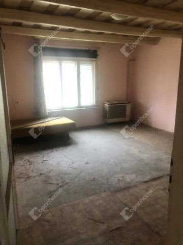 Eladó családi ház, Csurgón 5.5 M Ft, 1 szobás