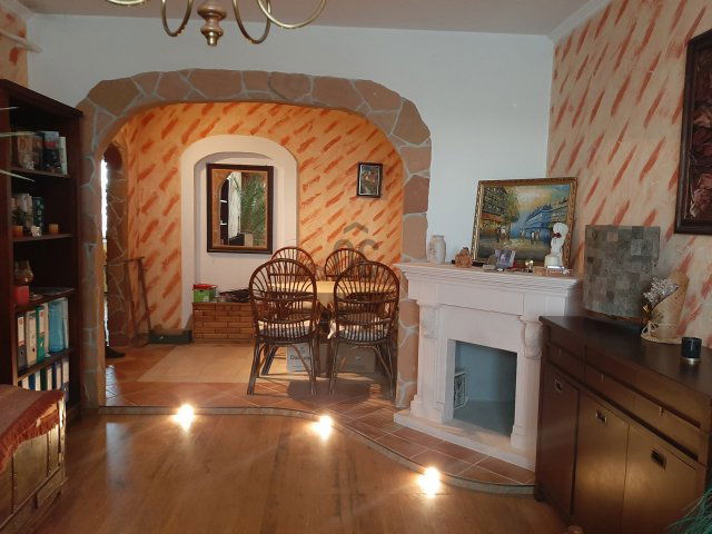 Eladó panellakás, Veszprémben 53.9 M Ft, 3 szobás