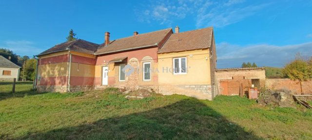 Eladó családi ház, Sásdon 16.5 M Ft, 3 szobás