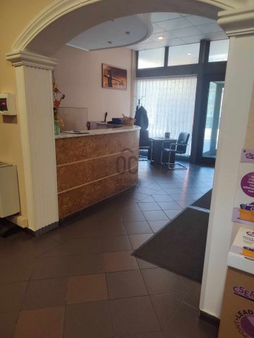 Kiadó iroda, Budapesten, III. kerületben 180 E Ft / hó