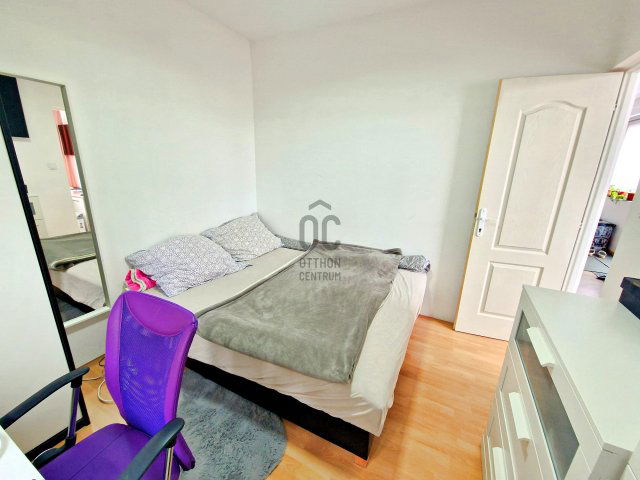 Eladó családi ház, Érden 56 M Ft, 3 szobás