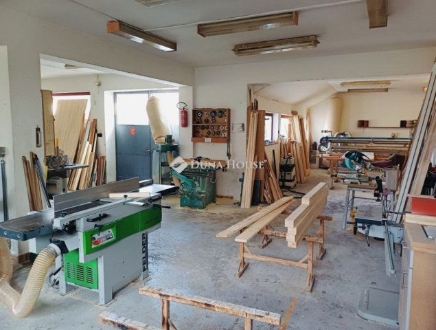 Eladó családi ház, Tárnokon 129 M Ft, 5 szobás